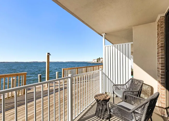 Bayfront Beauty - Shipwreck 102 * Ocean City